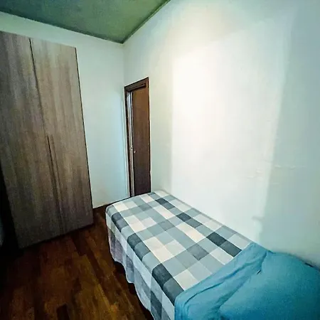 A 2 Minuti Dal Centro Storico Apartment *