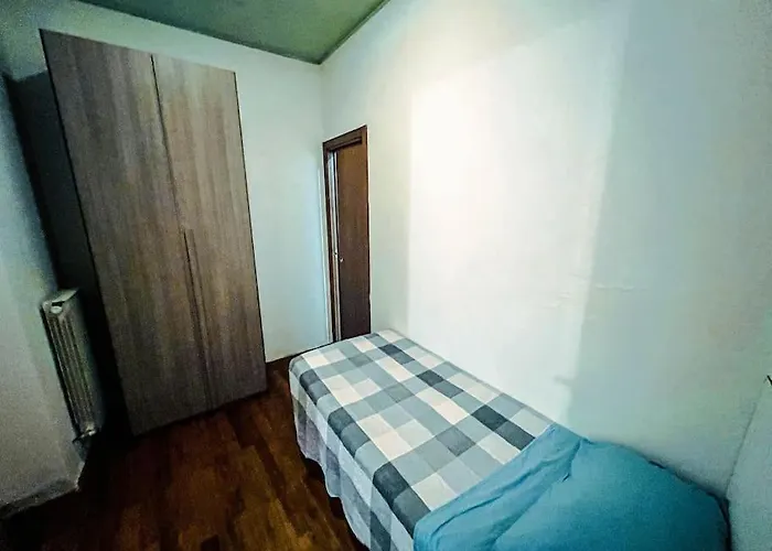 A 2 Minuti Dal Centro Storico Apartamento *