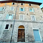 A 2 Minuti Dal Centro Storico *