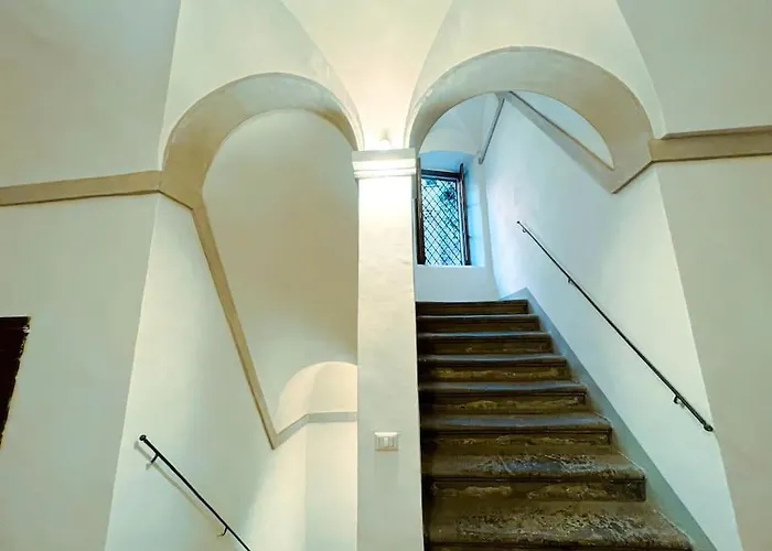 A 2 Minuti Dal Centro Storico Apartament *